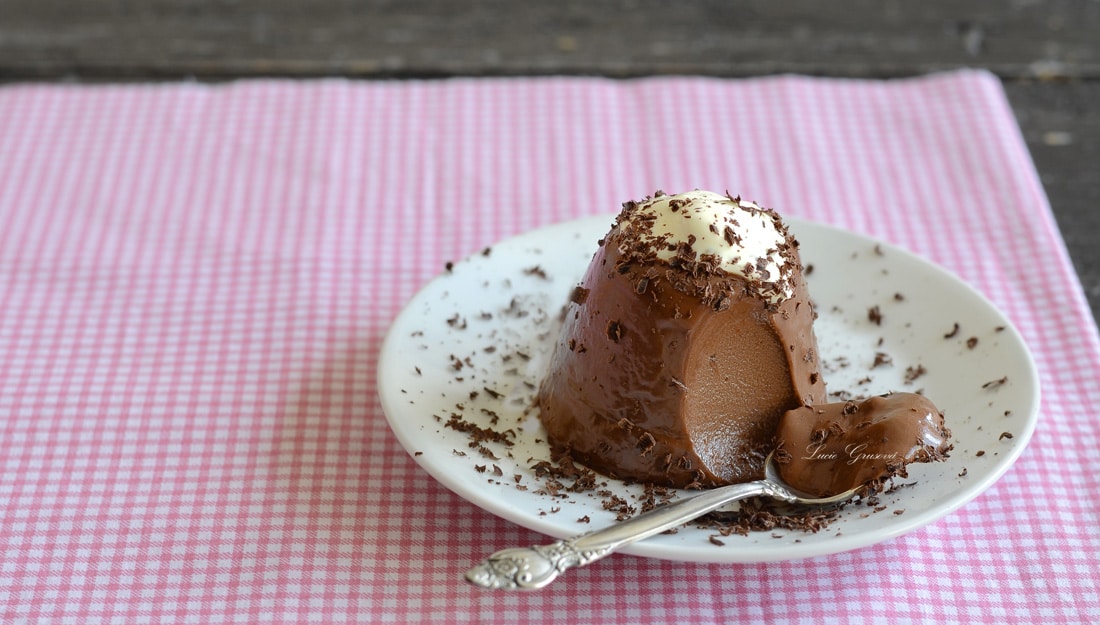 Čokoládová panna cotta
